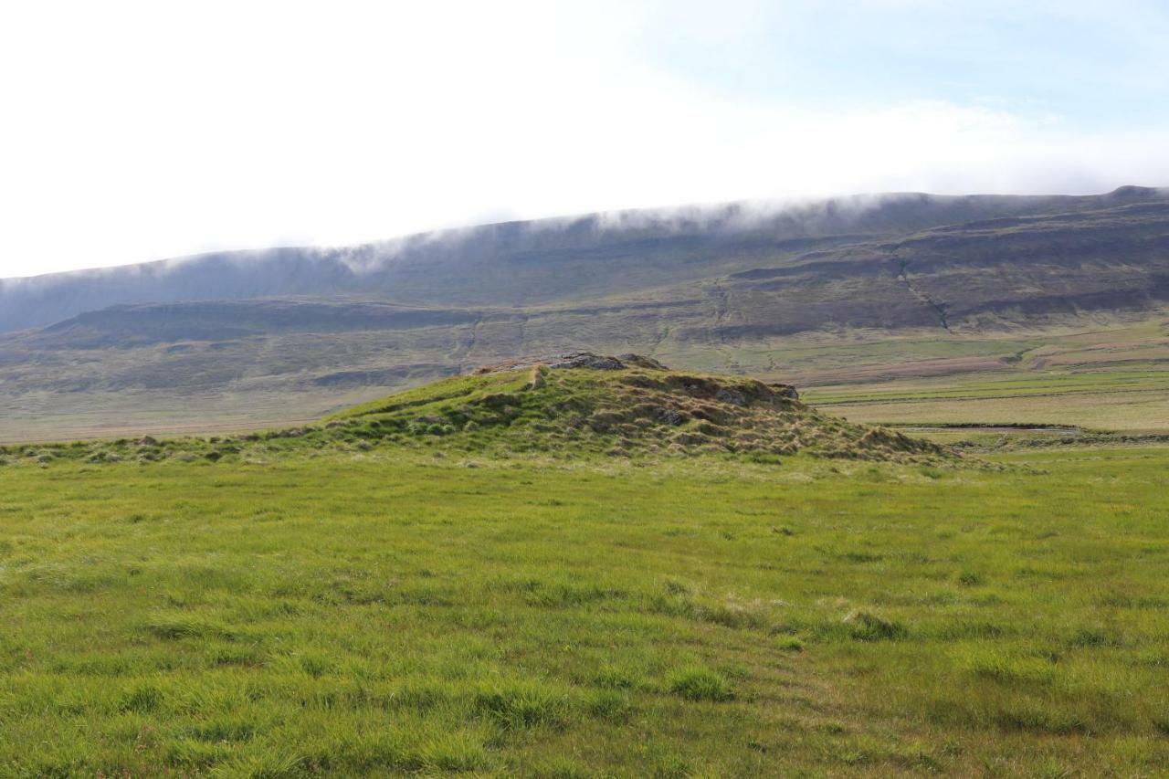 Hotel Hvitserkur Hvammstangi Bagian luar foto